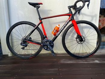 Specialized Roubaix Expert Ultegra Di2 used in 56 cm buycycle