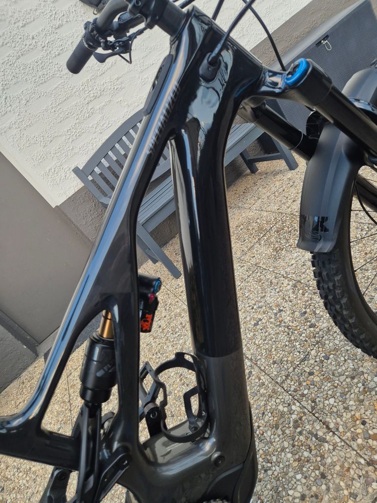 Used Specialized Turbo Levo Expert 2022 Mountainbike, Schwarz — image 6 of 19