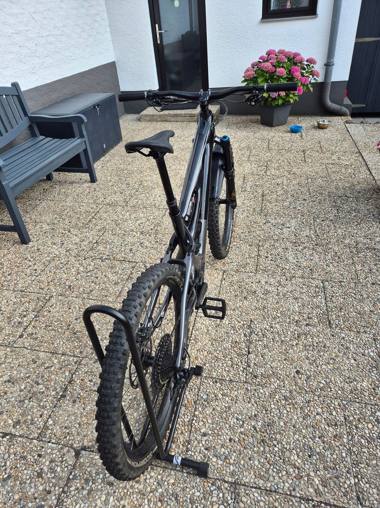 Used Specialized Turbo Levo Expert 2022 Mountainbike, Schwarz — image 19 of 19