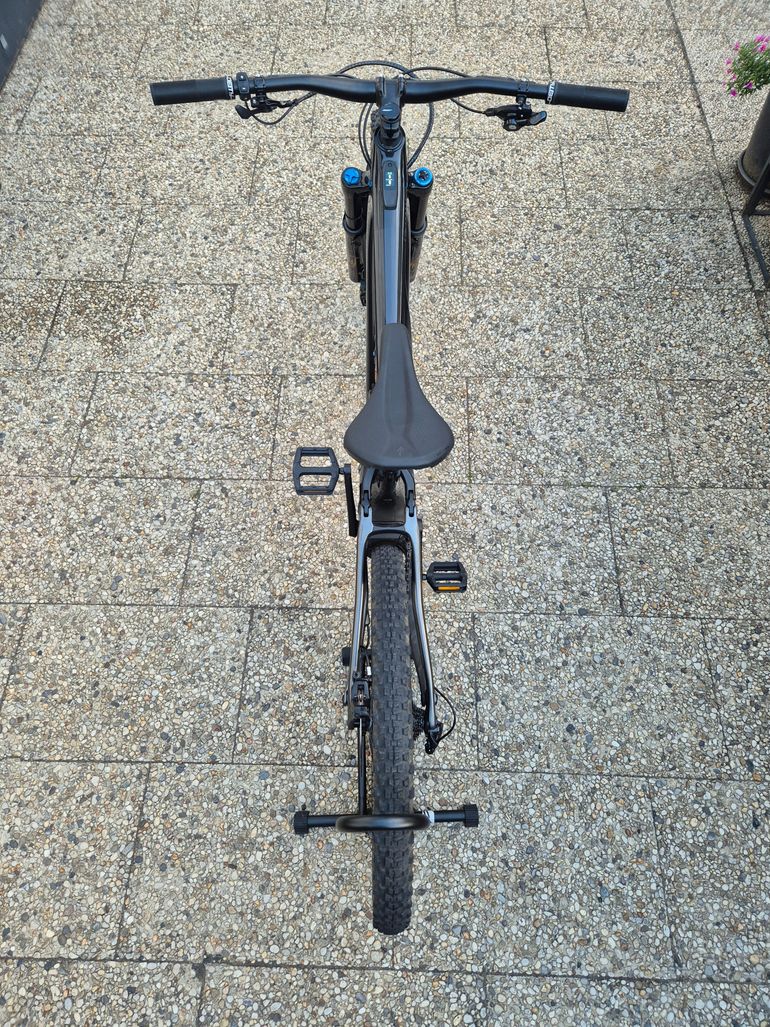 Used Specialized Turbo Levo Expert 2022 Mountainbike, Schwarz — image 3 of 19