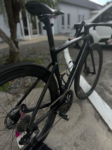 Used Specialized Tarmac SL8 Pro Ultegra Di2 2024 Road & Gravel, Green — image 2 of 8
