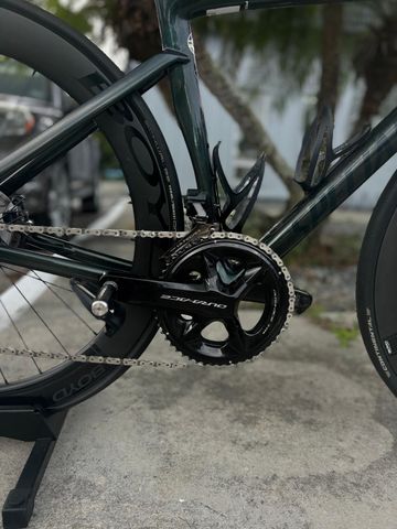 Used Specialized Tarmac SL8 Pro Ultegra Di2 2024 Road & Gravel, Green — image 4 of 8