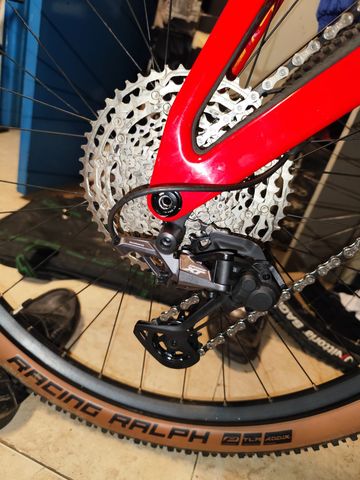 Used Scott Spark RC Team 2022 2022 Mountainbike, Red, 29 — image 6 of 8