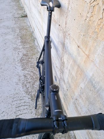 Used Cannondale CAAD 10 2015 Road & Gravel, Black — image 3 of 11