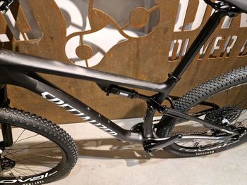 Used Specialized Epic Expert 2022 Mountainbike, Grigio chiaro — image 5 of 11