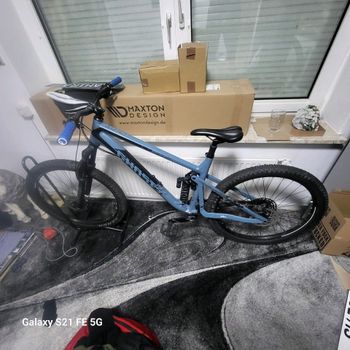 Used Ghost Riot Enduro AL Essential 2023 2023 Mountainbike, Blue, 27.5, 29 — image 1 of 8