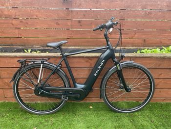 Used Raleigh Motus Grand Tour 2023 Urban, Black — image 1 of 8