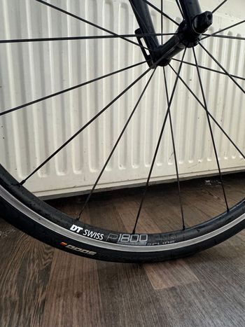 Used Canyon Endurace CF SL Disc 8.0 2018 2018 Road & Gravel — image 6 of 9