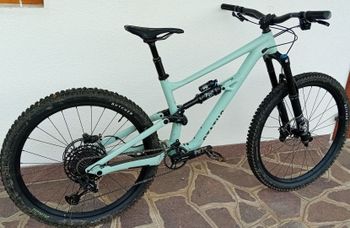 Used Specialized Status 160 2024 Mountainbike — image 1 of 4