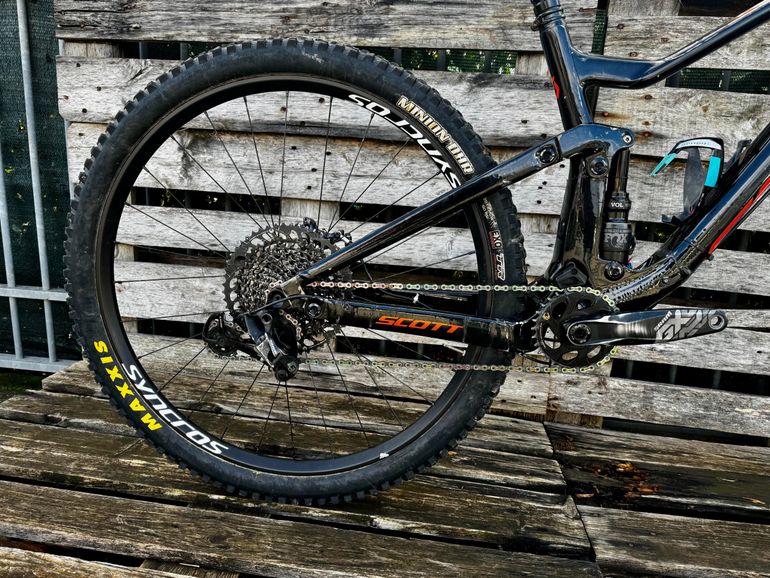 Used Scott Genius 2019 Mountainbike, Orange — image 2 of 7