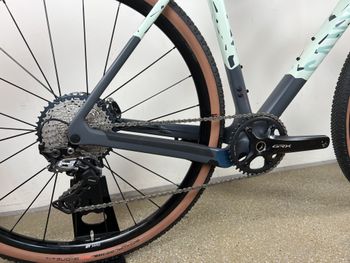 Used Canyon Grizl CF SL 8 Suspension 1by 2022 Road & Gravel — image 2 of 6