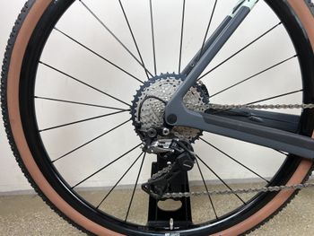 Used Canyon Grizl CF SL 8 Suspension 1by 2022 Road & Gravel — image 4 of 6