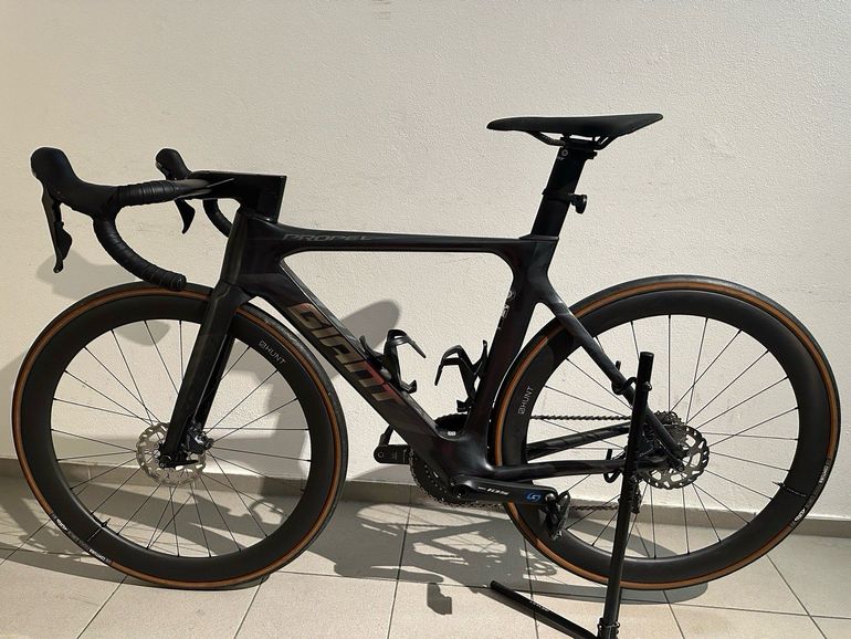 Giant Propel Advanced 1 Disc used in SM buycycle