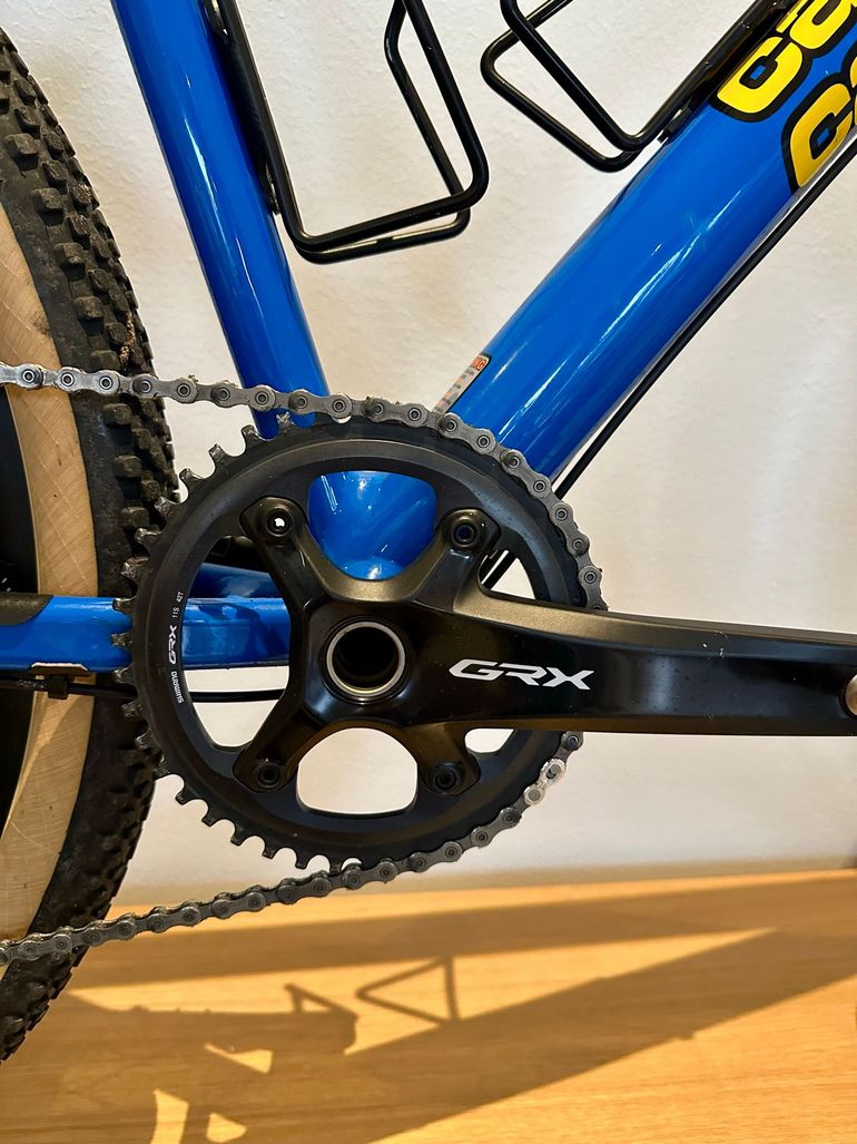Used Cannondale F700 2023 Road & Gravel, Blau — image 2 of 10