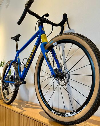 Used Cannondale F700 2023 Road & Gravel, Blau — image 4 of 10
