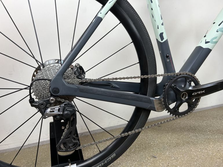 Used Canyon Grizl CF SL 7 1by 2021 Road & Gravel — image 2 of 5