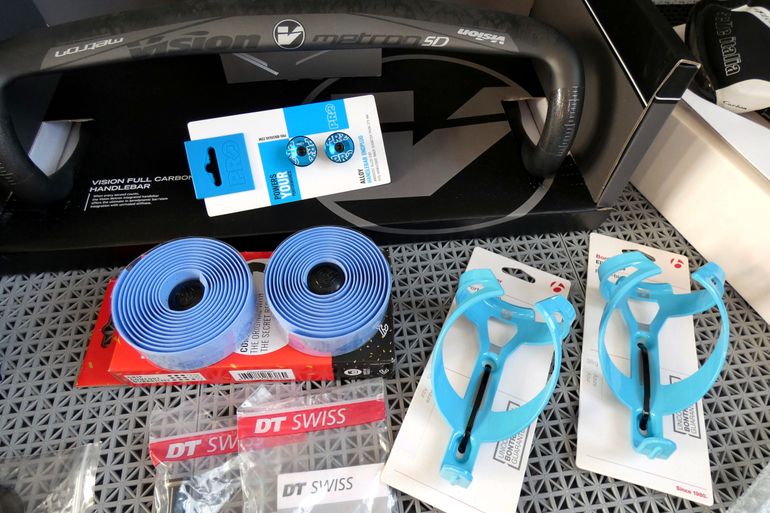 Used Pinarello Dogma F10 Disk Frameset 2020 2020 Road & Gravel, Blue — image 23 of 31