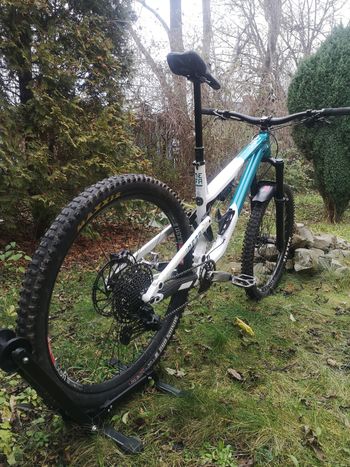 Used Commencal Meta AM 29 2021 Mountainbike, shop.filter.color.1 — image 9 of 37
