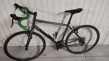 Gebrauchtes Trek 7.1 FX 2016 2016 2016 Urban, Schwarz — Bild 2 von 9