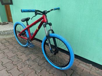 Used Dartmoor Gamer Intro 24 2018 2018 Mountainbike, Red, 24 — image 3 of 6