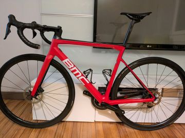 Gebrauchtes BMC Teammachine SLR01 DISC ONE 2019 2019 Road & Gravel, Rot — Bild 2 von 11