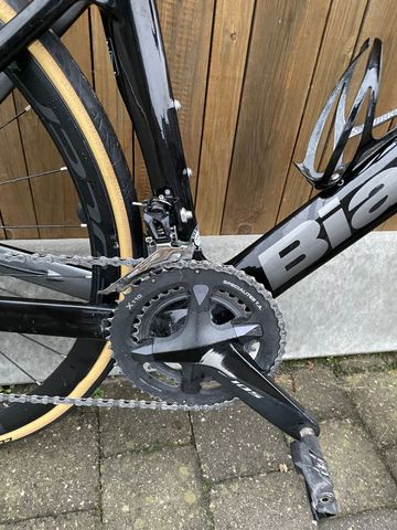 Used Bianchi Aria e-Road 105 2024 2024 Road & Gravel, Black — image 4 of 6