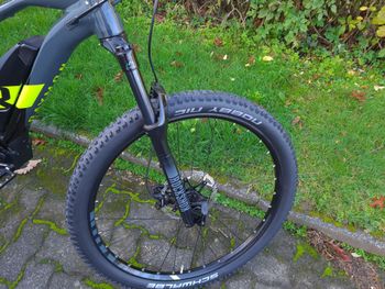Used R RAYMON FullRay E-Nine 6.0 2021 Mountainbike, Black — image 5 of 6