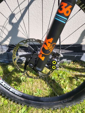 Used Cannondale Jekyll 4 2018 2018 Mountainbike, Black, 27.5 — image 9 of 9