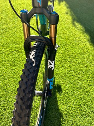 Giant XTC Advanced SL 27.5 2021 Mountainbike usato, Nero — immagine 4 di 12
