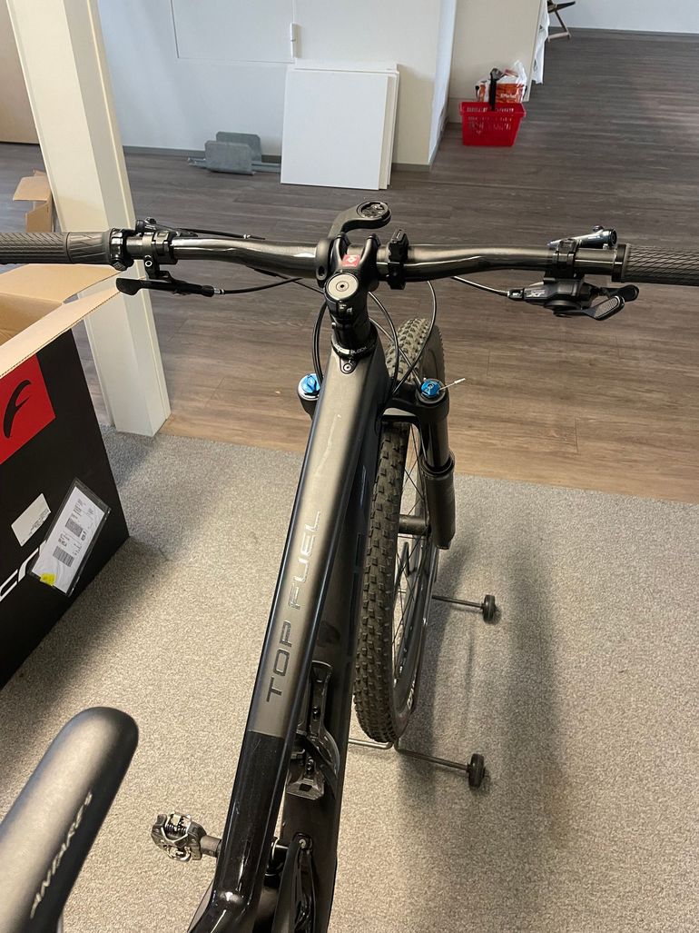 Brugt Trek Top Fuel 9.8 XT 2020 2020 Mountainbike — billede 5 af 6