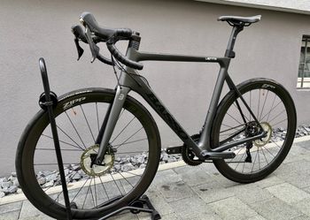 Used Basso Venta Disc Shimano Ultegra 8020 Disc 2020 Road & Gravel, Black — image 2 of 21