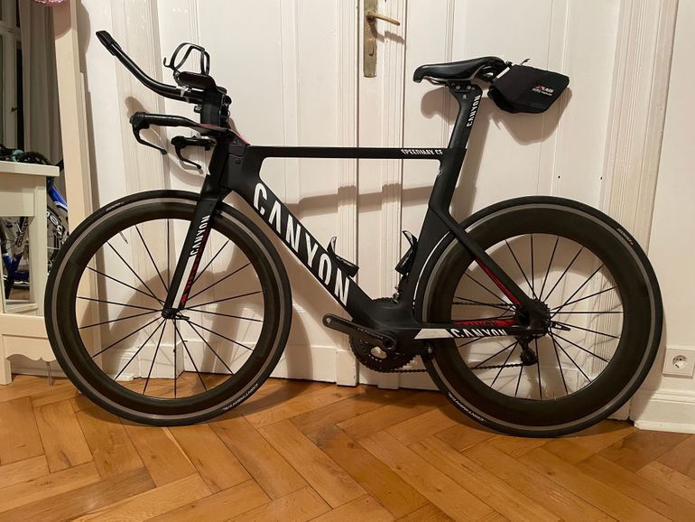 Canyon Speedmax CF 9.0 used in M buycycle