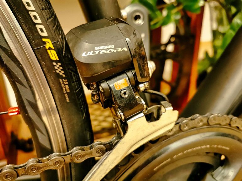 Used Canyon Ultimate CF SL 9.0 Di2 2017 2017 Road & Gravel, Schwarz — image 7 of 16