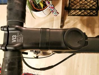 Used Canyon Ultimate CF SL 9.0 Di2 2017 2017 Road & Gravel, Schwarz — image 5 of 16