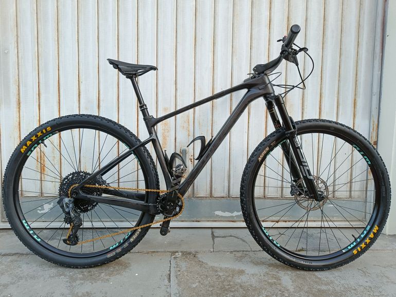 Giant XTC Advanced SL 0 2023 Road & Gravel usato, Nero — immagine 3 di 59