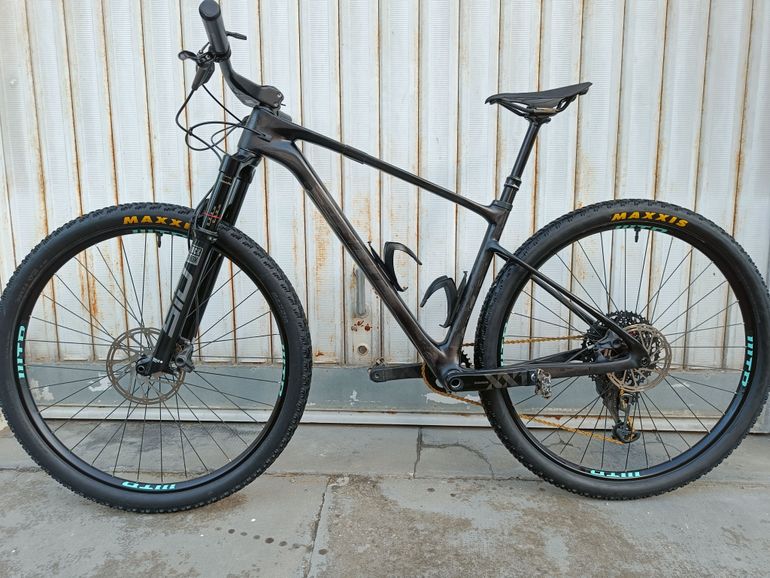 Giant XTC Advanced SL 0 2023 Road & Gravel usato, Nero — immagine 4 di 59