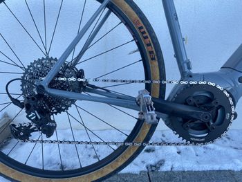 Used Cannondale Synapse NEO SE 2019 2019 Road & Gravel, Gris claro — image 3 of 5