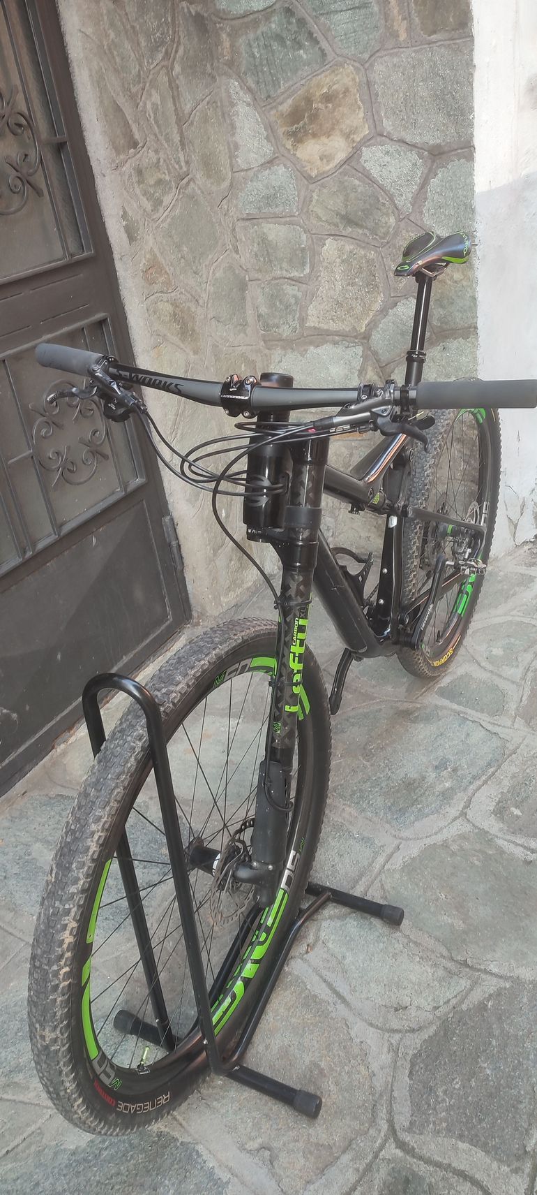 Used Cannondale Scalpel-Si Race 2017 2017 Mountainbike — image 6 of 7