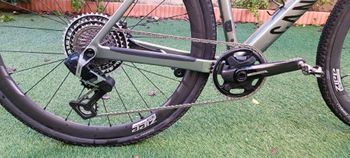 Used Canyon Grail CF SLX 8 AXS 2024 2024 Road & Gravel, Light Gray — image 4 of 9
