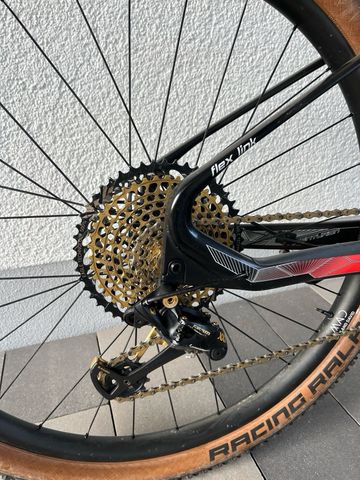 Used Centurion numinis Carbon Tem 2019 Mountainbike, Black — image 4 of 11
