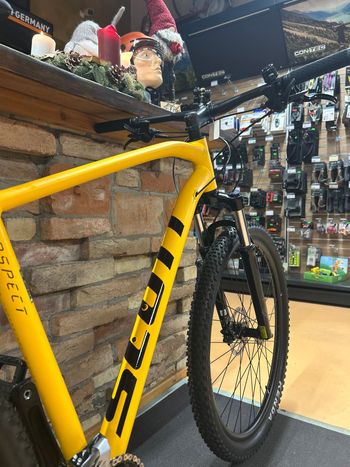 Used Scott Aspect 950 2023 Mountainbike, Orange — image 4 of 6