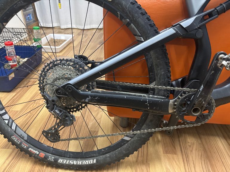 Used Canyon Neuron CF 9.0 2020 2020 Mountainbike — image 3 of 4