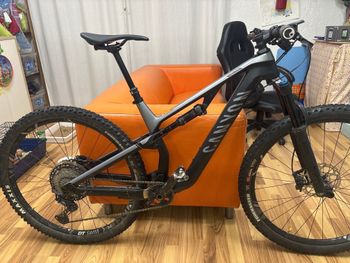 Used Canyon Neuron CF 9.0 2020 2020 Mountainbike — image 1 of 4
