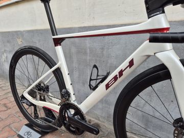 BH Ultralight Evo Disc 2024 2024 Road & Gravel de segunda mano, Blanco — imagen 5 de 10