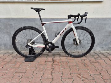 BH Ultralight Evo Disc 2024 2024 Road & Gravel de segunda mano, Blanco — imagen 1 de 10