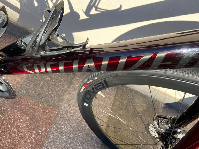 Used Specialized Tarmac 2020 Road & Gravel, Rosso — image 3 of 3