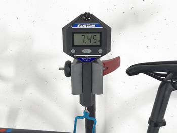 Used Trek Emonda SLR 800 Sram Red AXS Taille 54 / Sam Oomen / Roues Vision TLR SC40 2024 Road & Gravel, Red — image 4 of 4