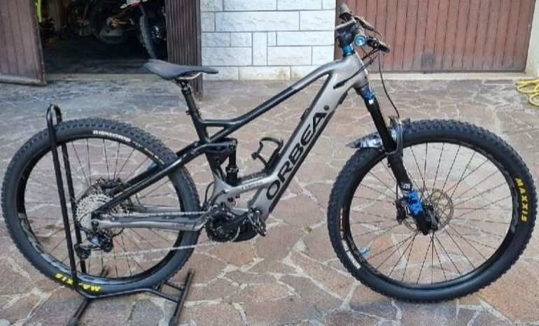 Used Orbea WILD FS H20 20mph 2022 2022 Mountainbike — image 1 of 11
