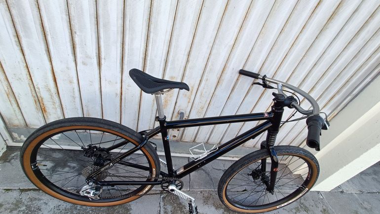 Cannondale Custom 2024 2024 Urban de segunda mano, Negro — imagen 10 de 25