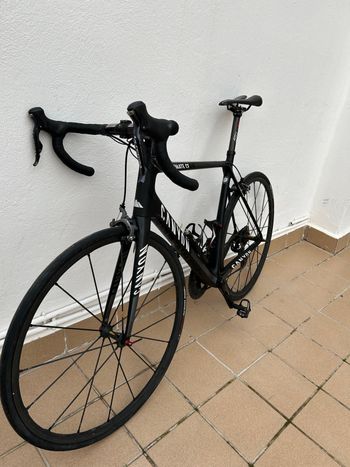 Used Canyon ULTIMATE CF SL. 2015 Road & Gravel, Black — image 4 of 9